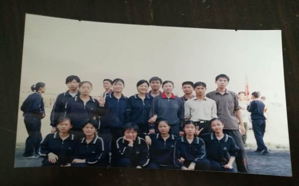 说明: C:\Users\Administrator\Desktop\校友会工作\校友会工作\十大滚球体育app官网历届校友照片\毕业照\9F9A4A6C02D8AF04964884E735DF0F0B.jpg