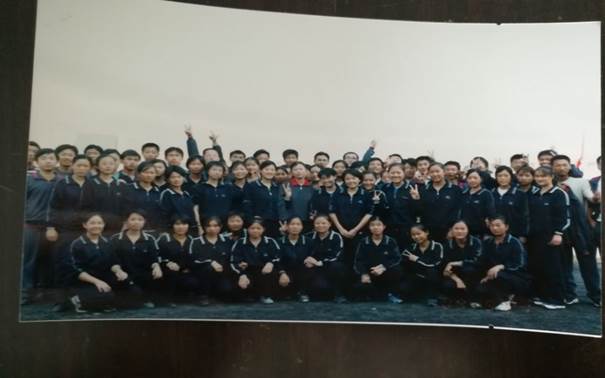 说明: C:\Users\Administrator\Desktop\校友会工作\校友会工作\十大滚球体育app官网历届校友照片\毕业照\D8BC7A6FE42B2DE3F0EF4BB096738969.jpg